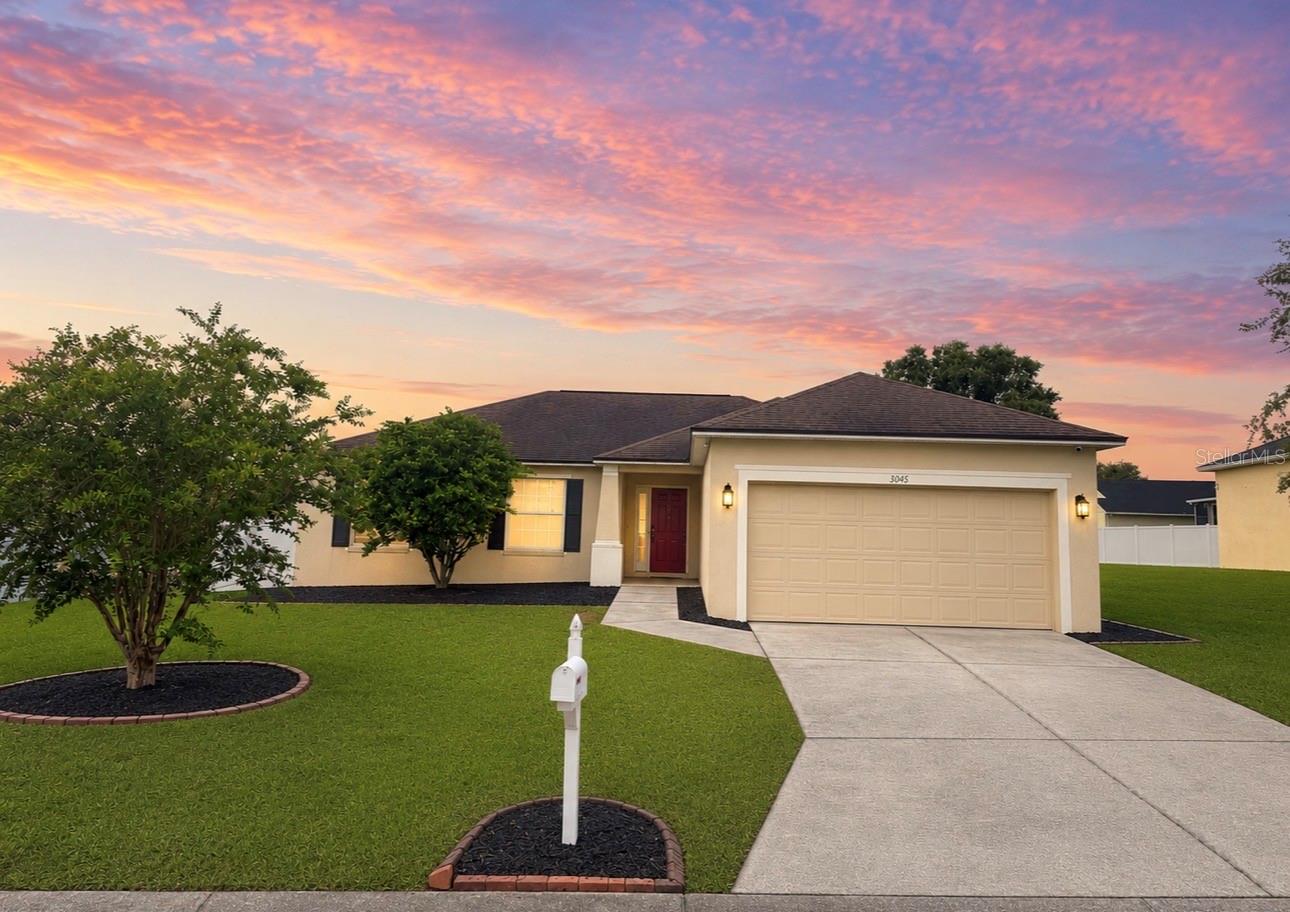 Single Family Residence in LAKELAND, FL - Daniel Dourado