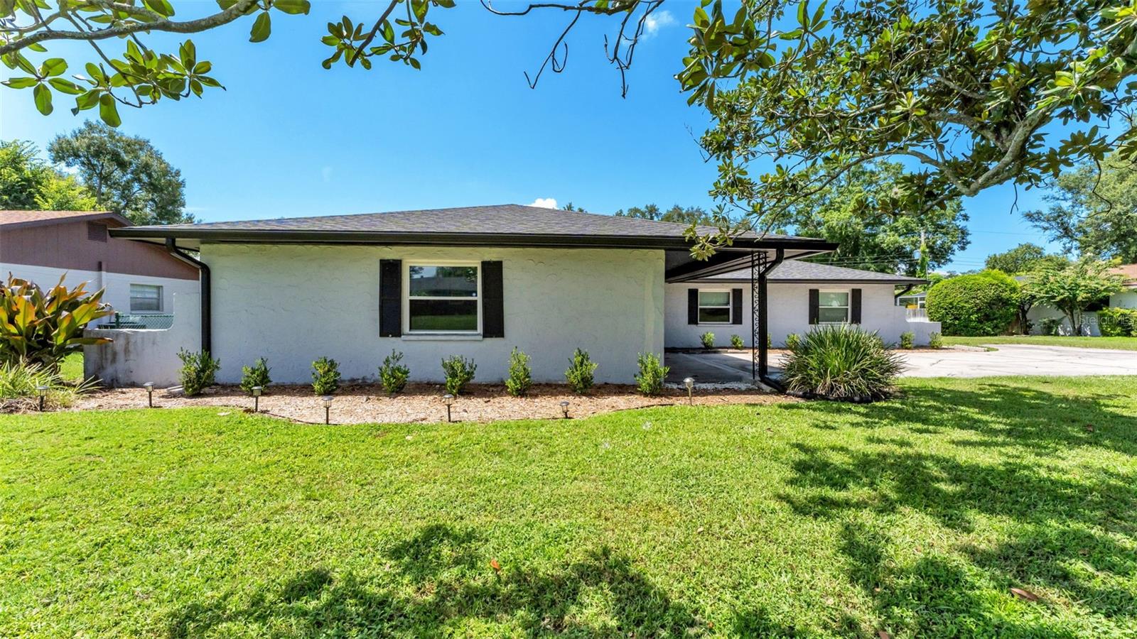 Single Family Residence in LAKELAND, FL - Daniel Dourado