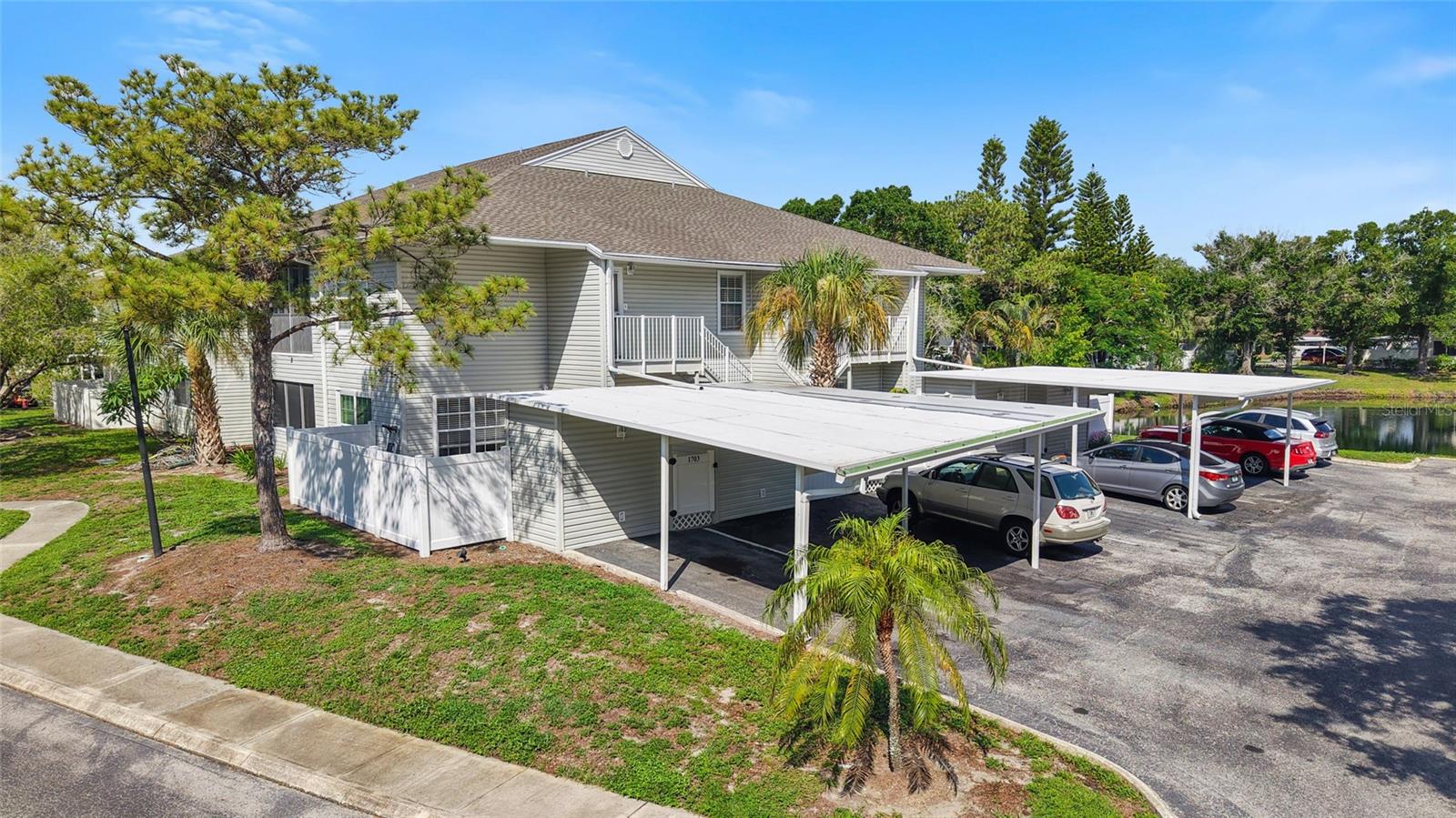 Condominium em TAMPA, FL - Daniel Dourado