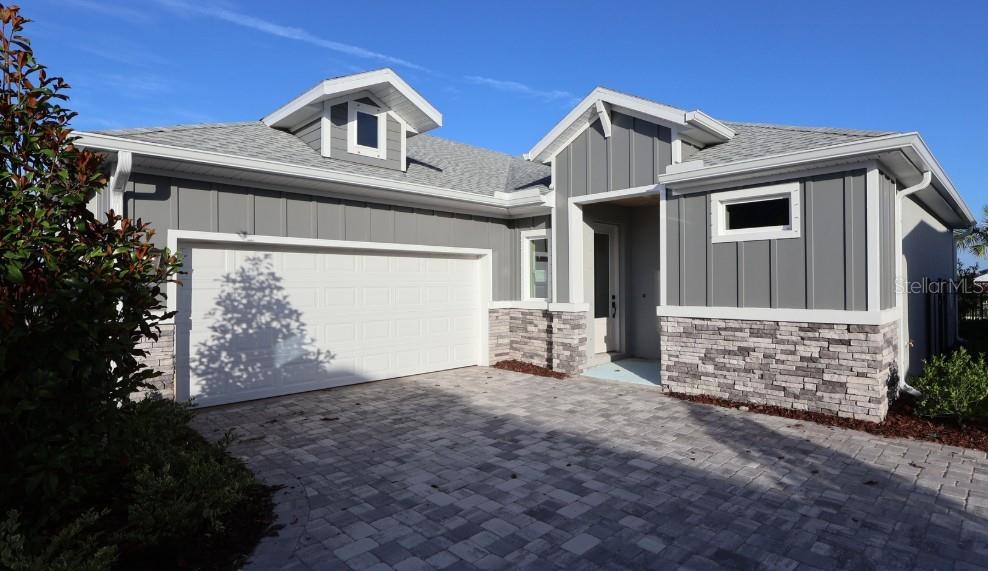 Single Family Residence in APOLLO BEACH, FL - Daniel Dourado