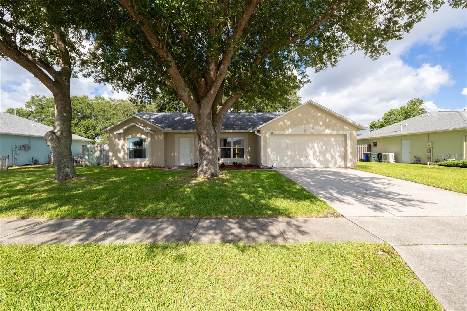 Single Family Residence em ROCKLEDGE, FL - Daniel Dourado