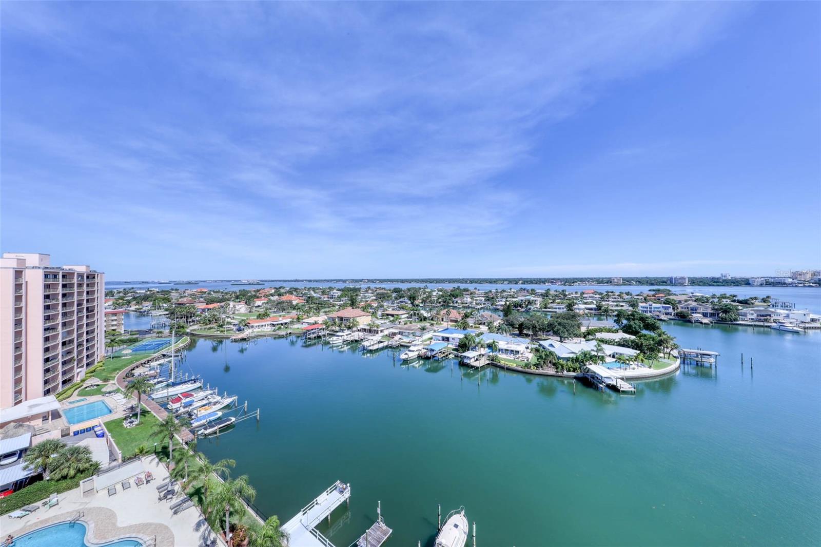 Condominium em CLEARWATER, FL - Daniel Dourado