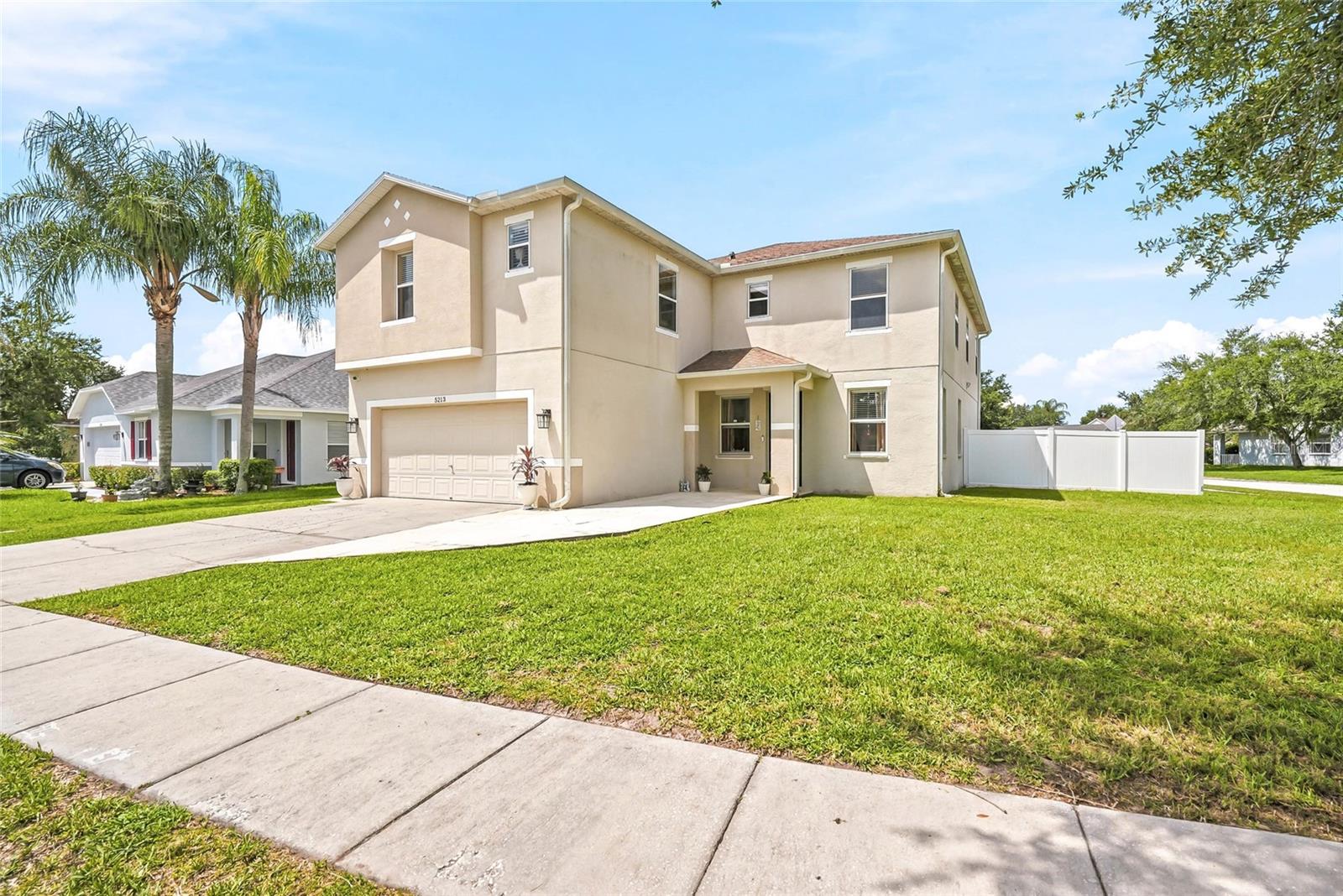 Single Family Residence em WESLEY CHAPEL, FL - Daniel Dourado