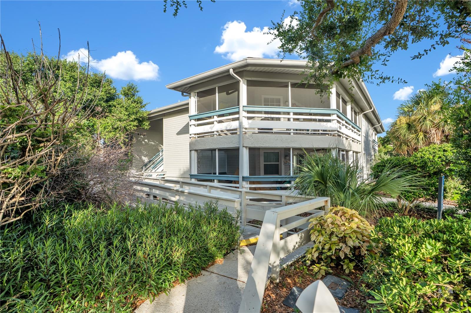 Condominium in NEW SMYRNA BEACH, FL - Daniel Dourado