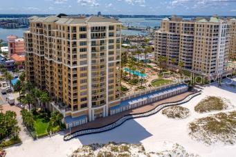 Condominium em CLEARWATER BEACH, FL - Daniel Dourado