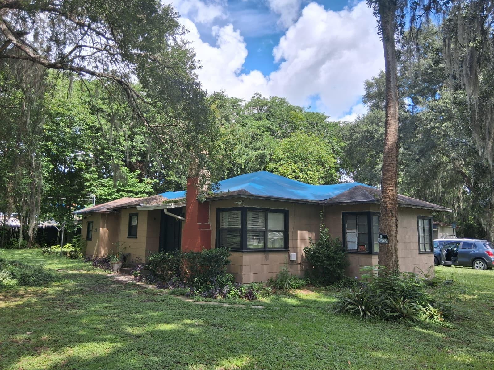 Single Family Residence in REDDICK, FL - Daniel Dourado