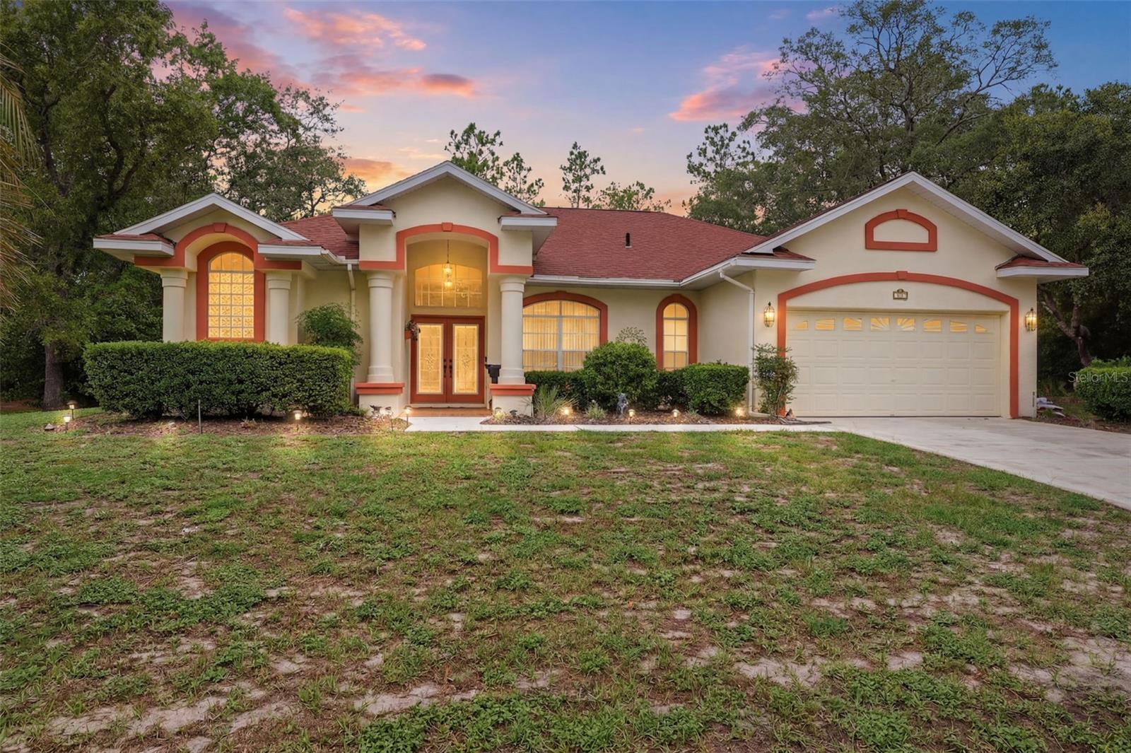 Single Family Residence in HOMOSASSA, FL - Daniel Dourado