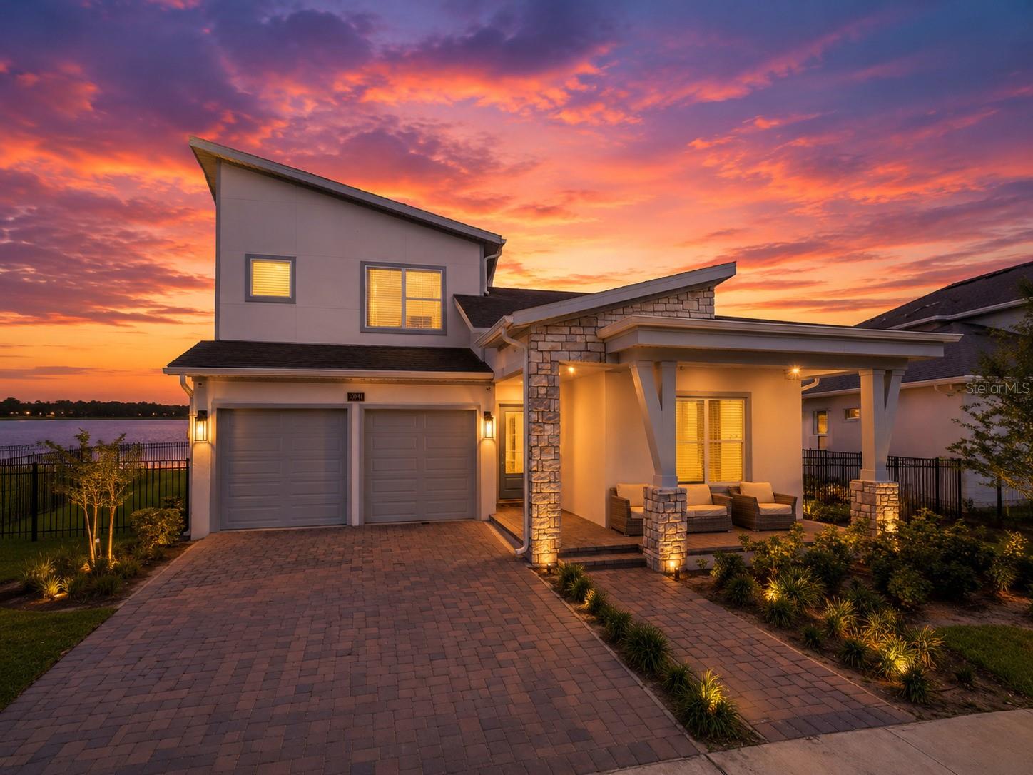 Single Family Residence in ORLANDO, FL - Daniel Dourado