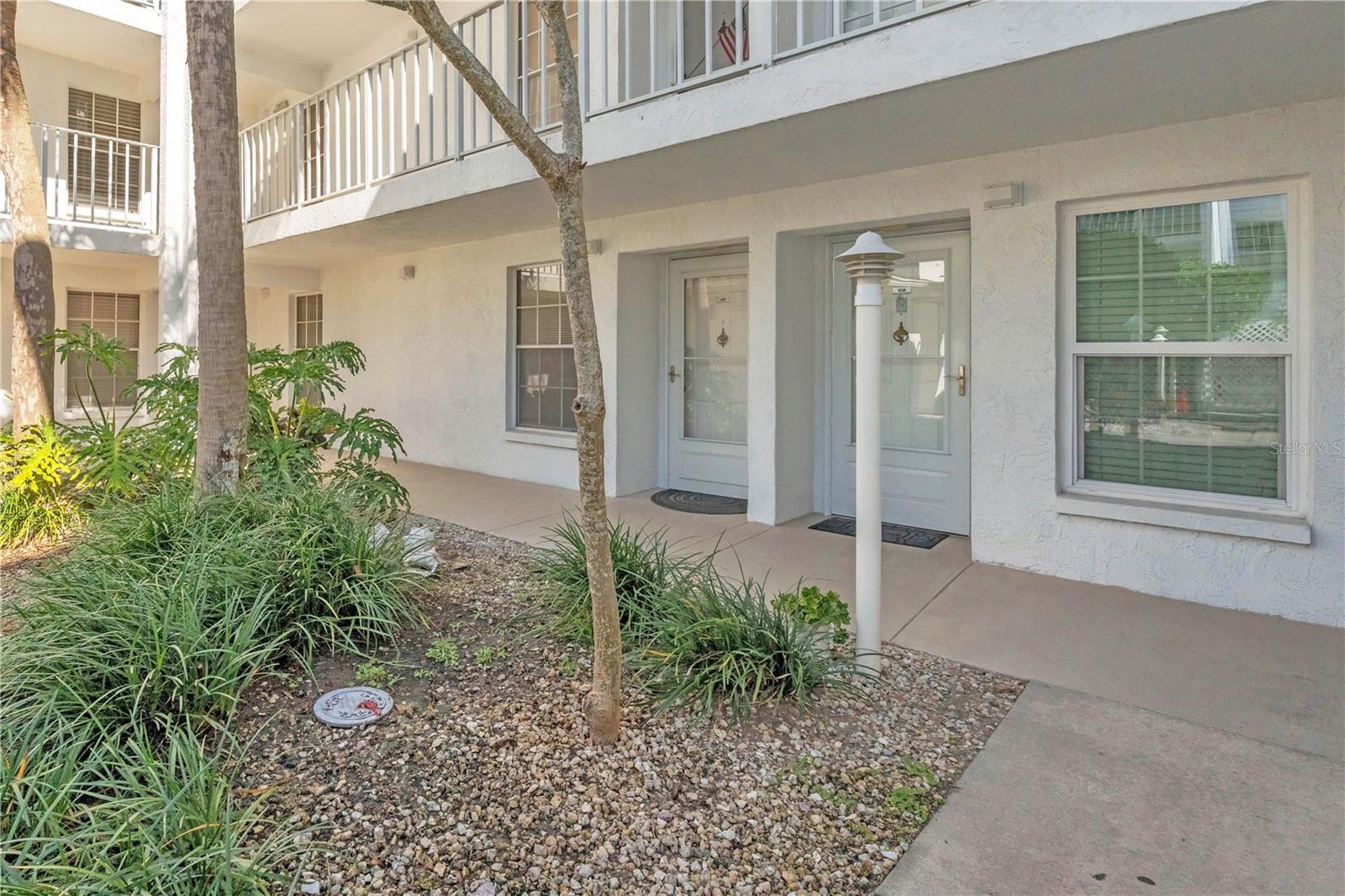 Condominium in BRADENTON, FL - Daniel Dourado