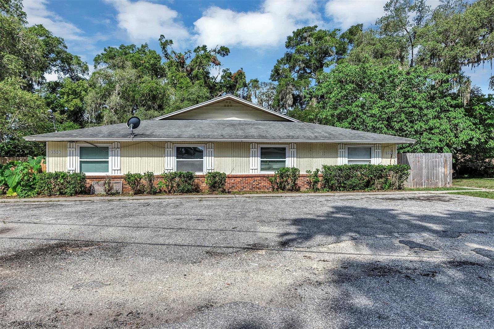 Quadruplex in OCALA, FL - Daniel Dourado