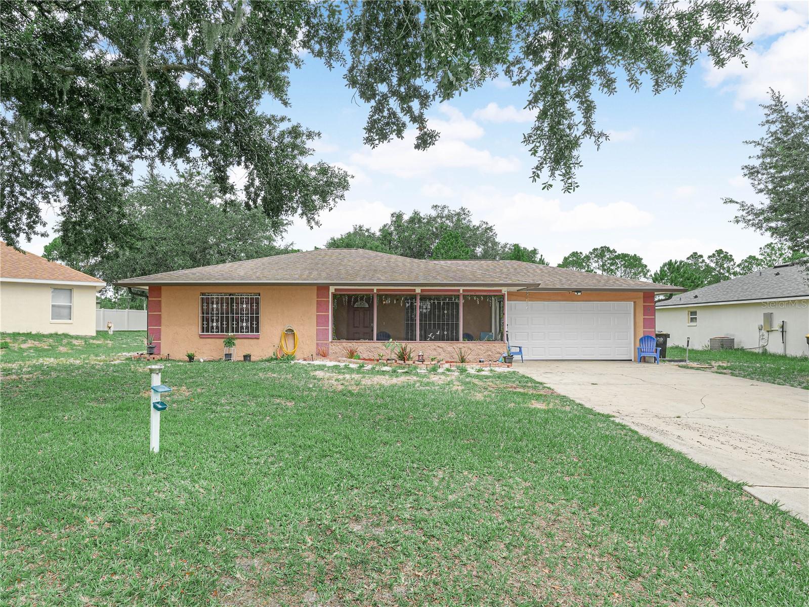 Single Family Residence in POINCIANA, FL - Daniel Dourado