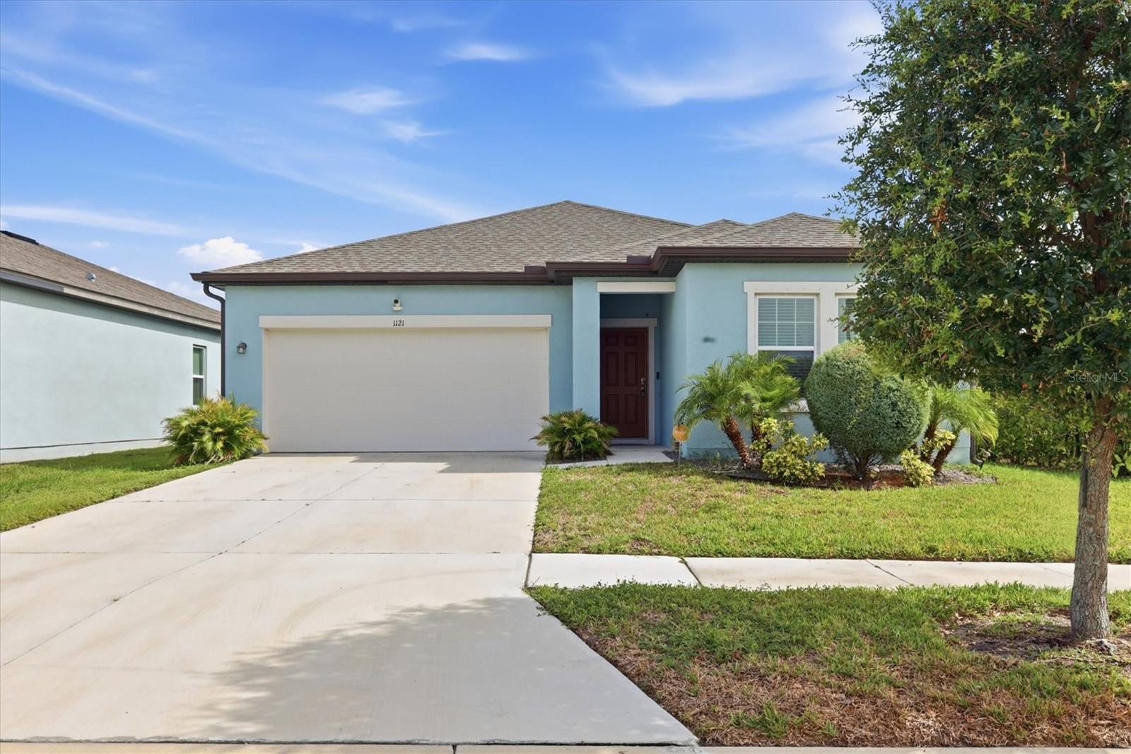 Single Family Residence in RUSKIN, FL - Daniel Dourado