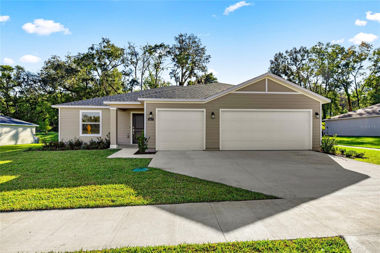 Single Family Residence in OCALA, FL - Daniel Dourado