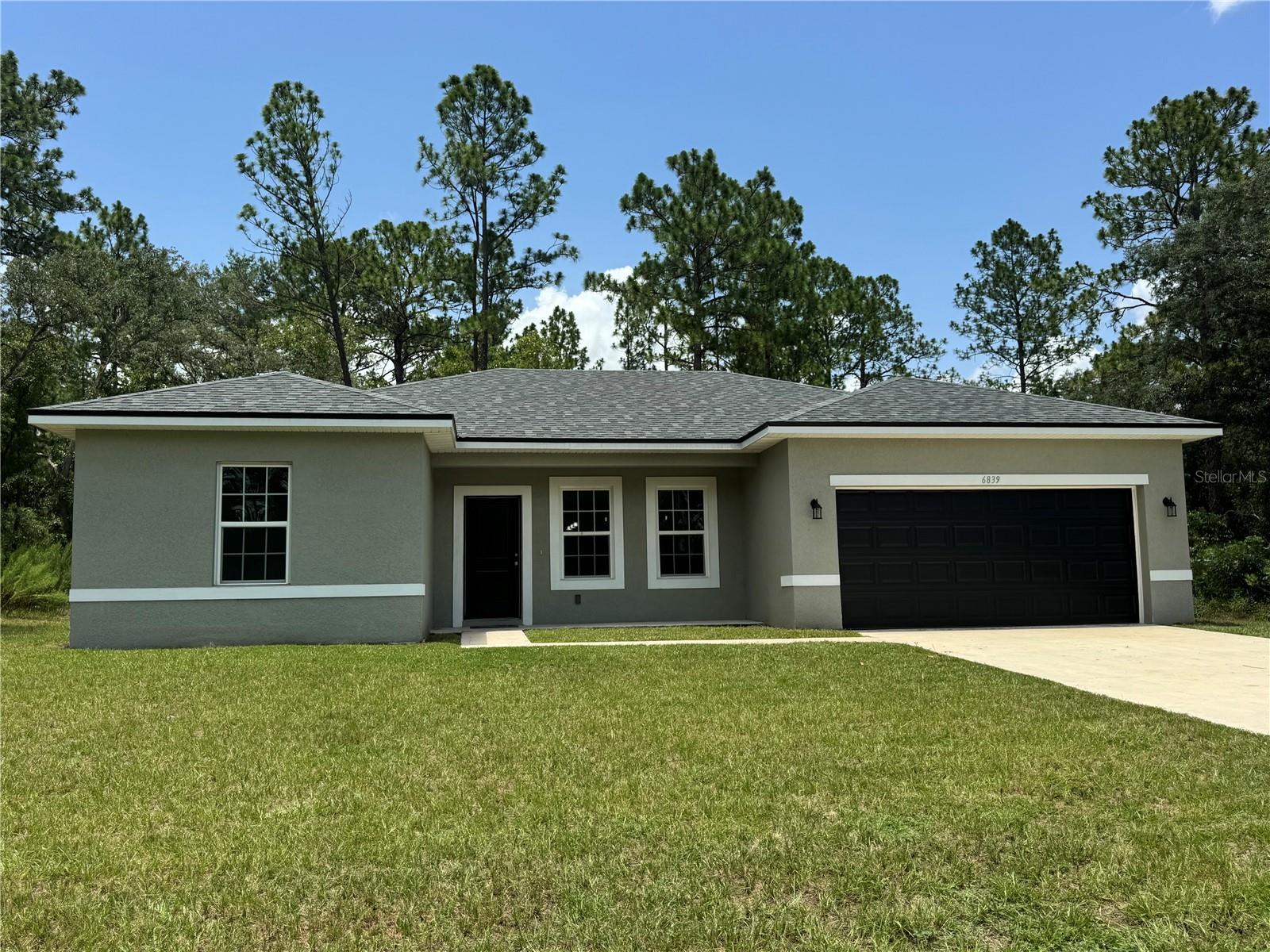 Single Family Residence in OCALA, FL - Daniel Dourado