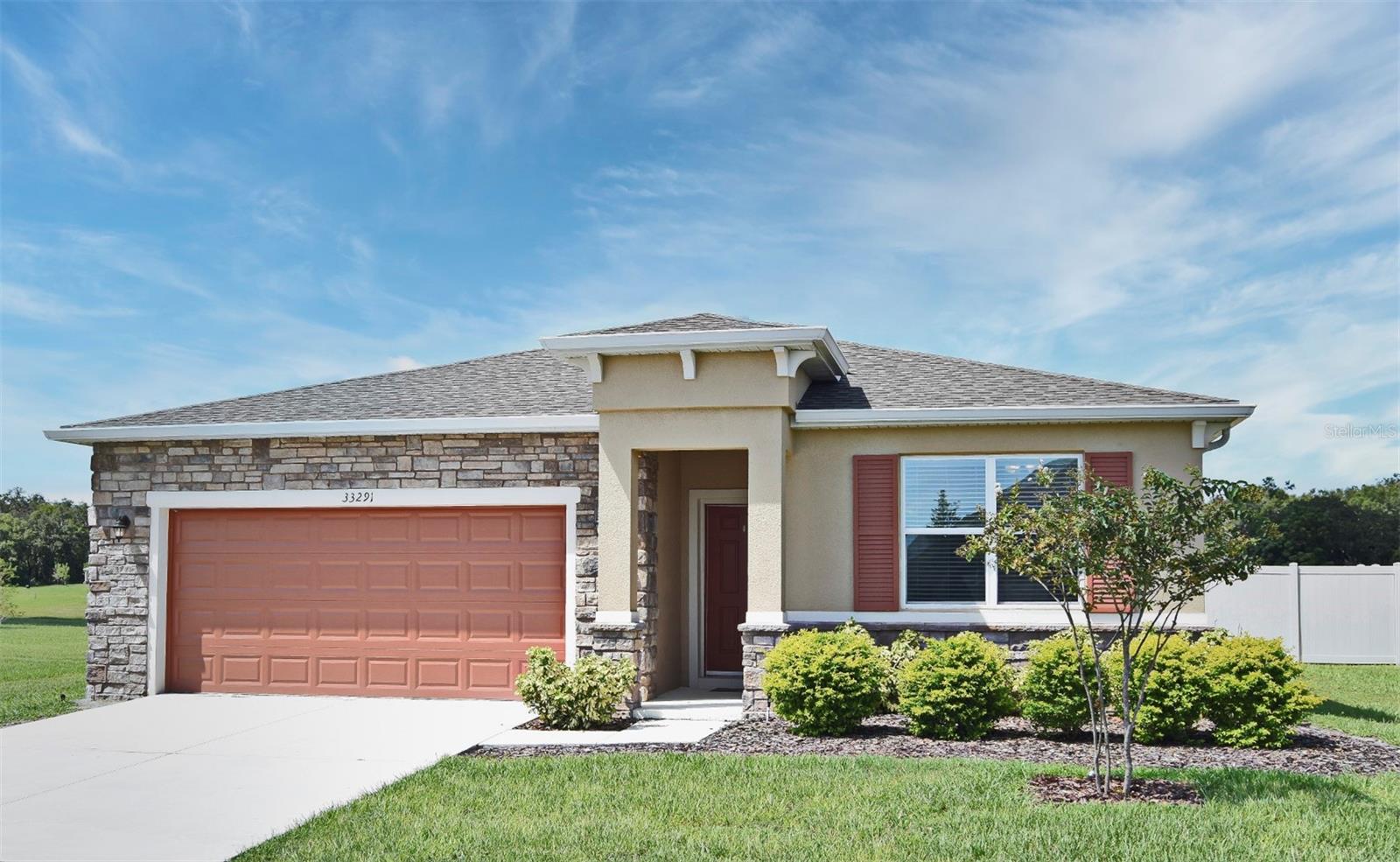 Single Family Residence in SORRENTO, FL - Daniel Dourado