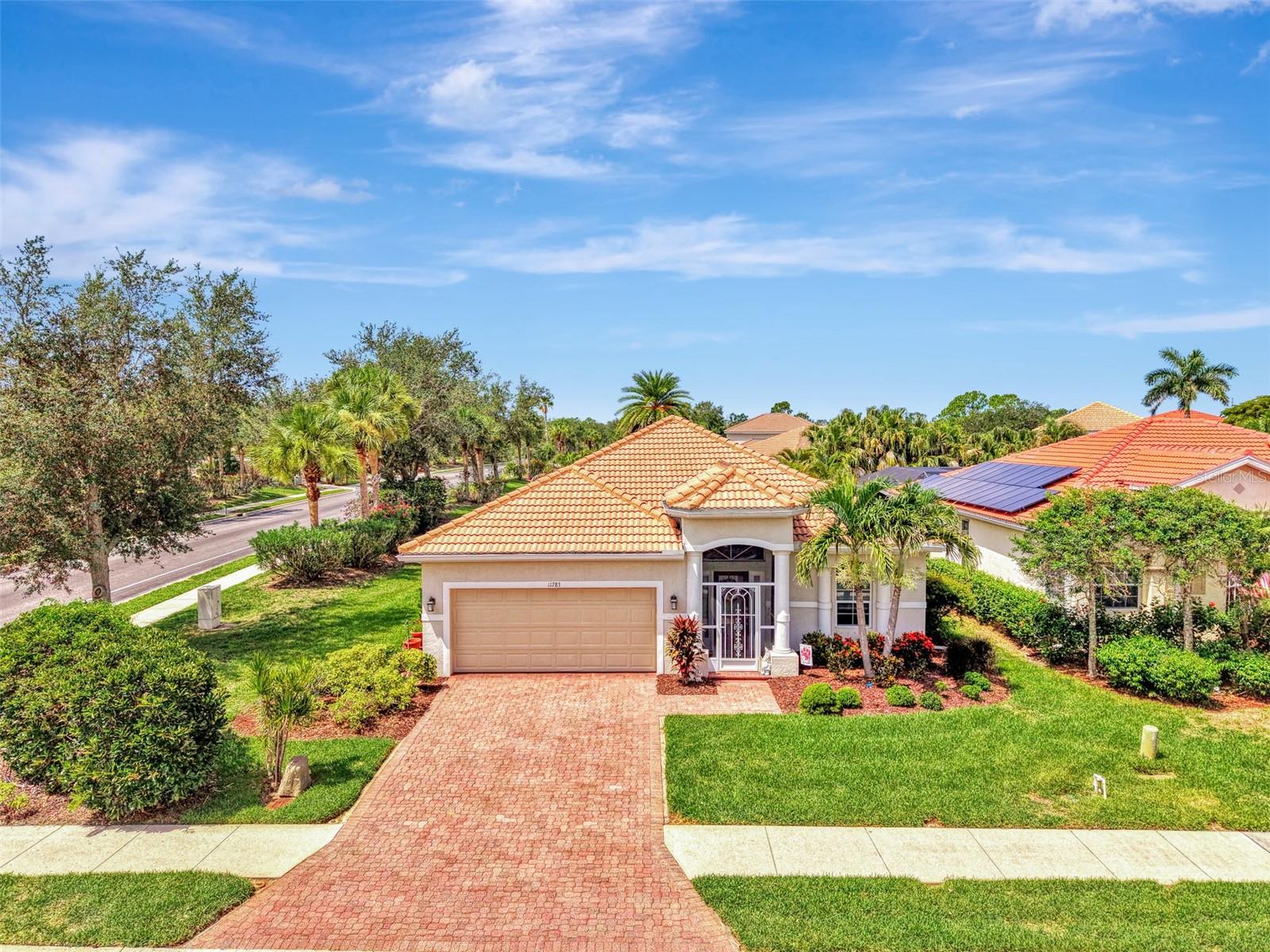 Single Family Residence in VENICE, FL - Daniel Dourado
