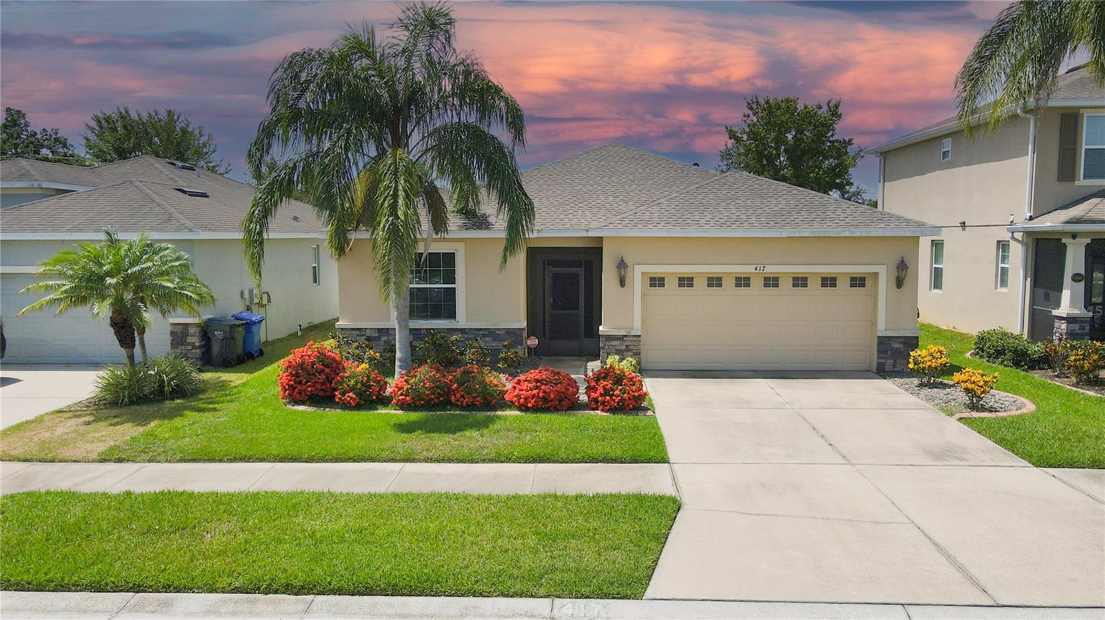 Single Family Residence in RUSKIN, FL - Daniel Dourado