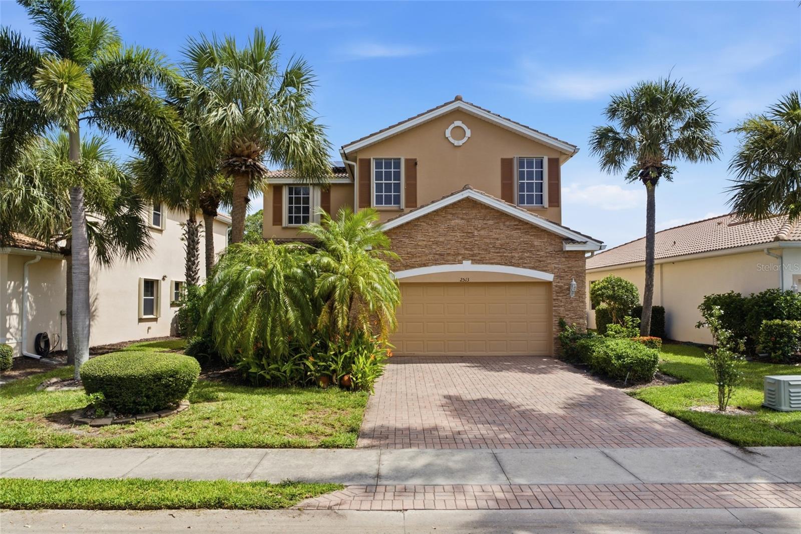 Single Family Residence in CAPE CORAL, FL - Daniel Dourado