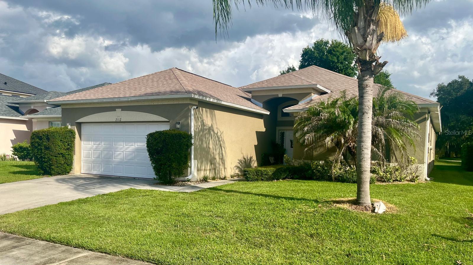 Single Family Residence em KISSIMMEE, FL - Daniel Dourado