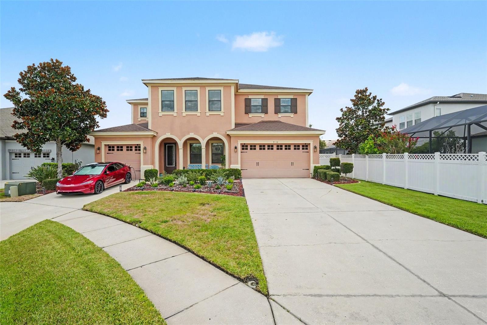 Single Family Residence em WESLEY CHAPEL, FL - Daniel Dourado