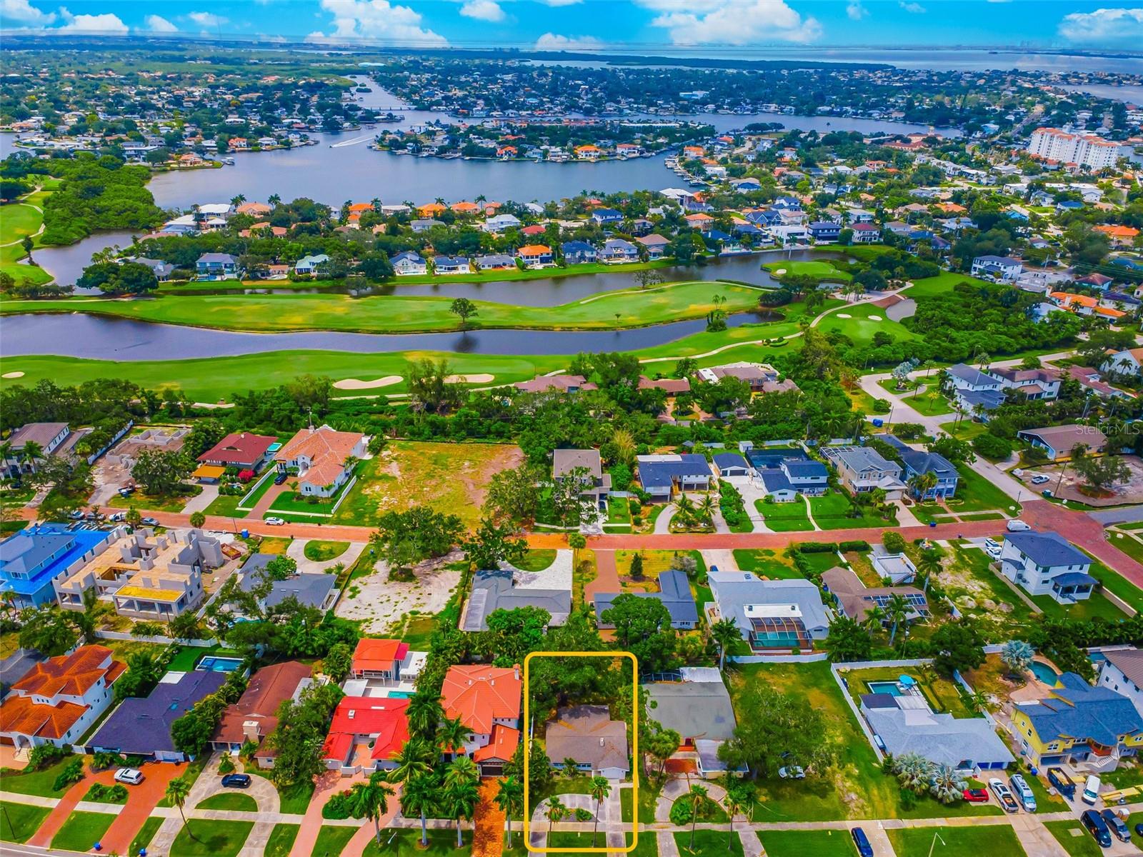  in ST PETERSBURG, FL - Daniel Dourado