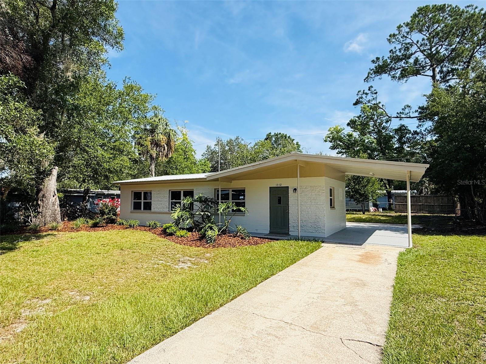 Single Family Residence em GAINESVILLE, FL - Daniel Dourado