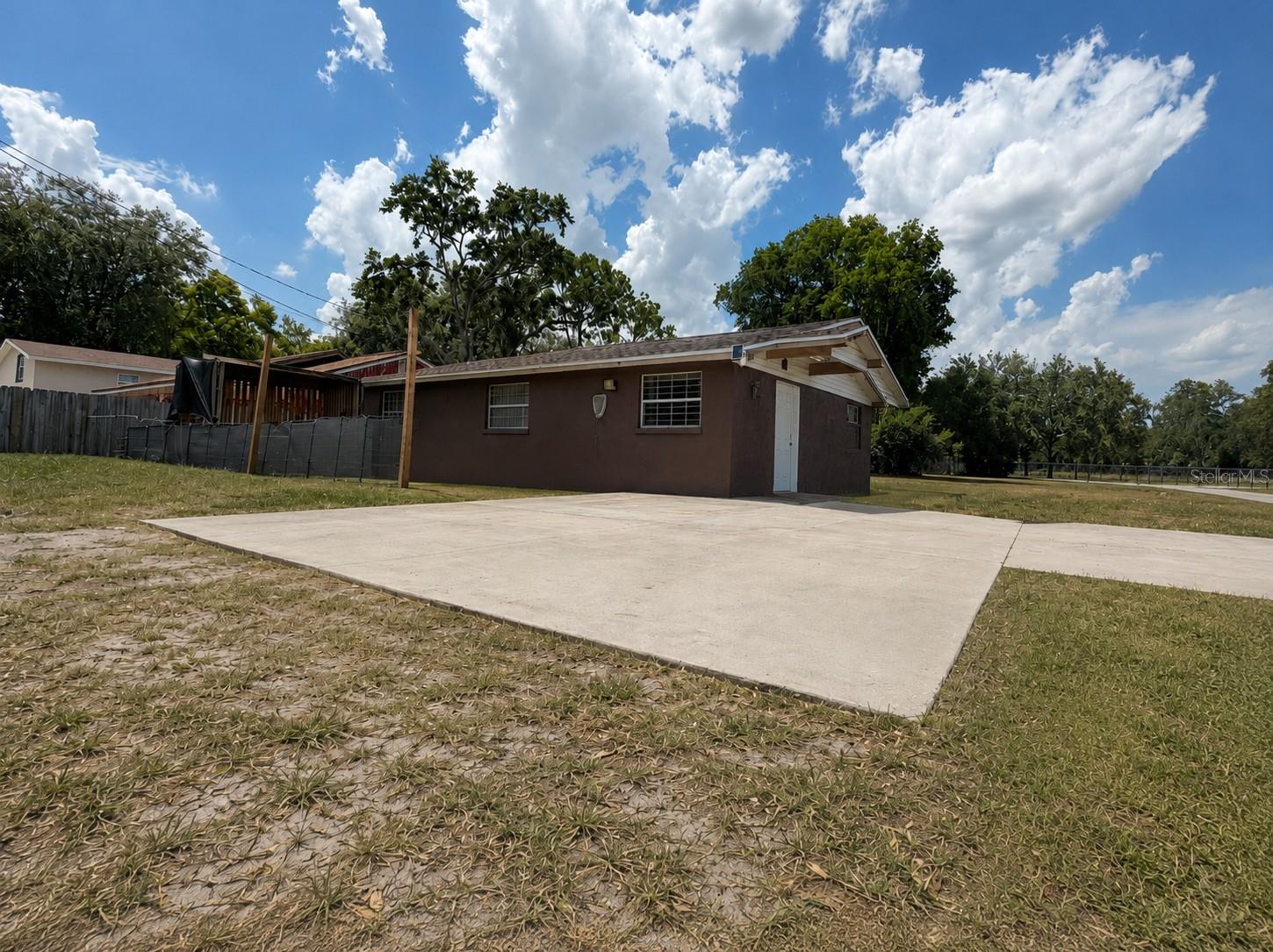 Business in LAKELAND, FL - Daniel Dourado