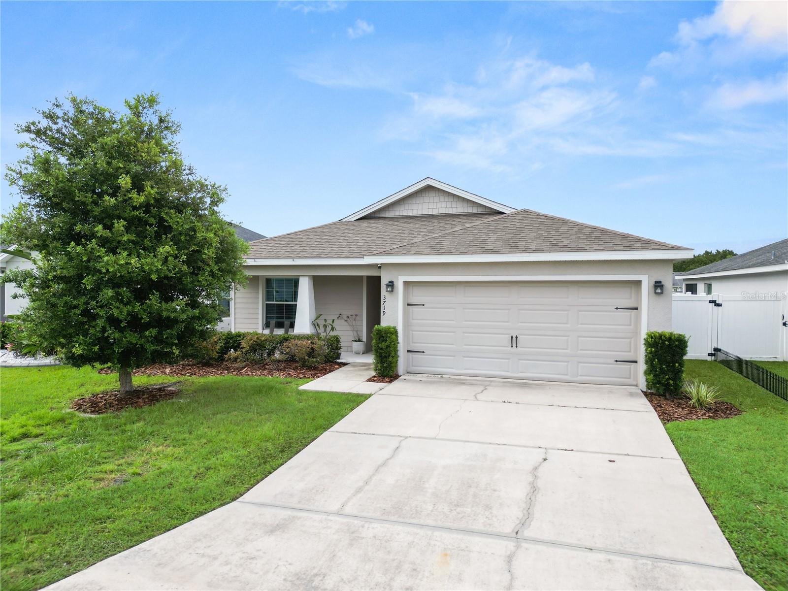 Single Family Residence in LAKELAND, FL - Daniel Dourado