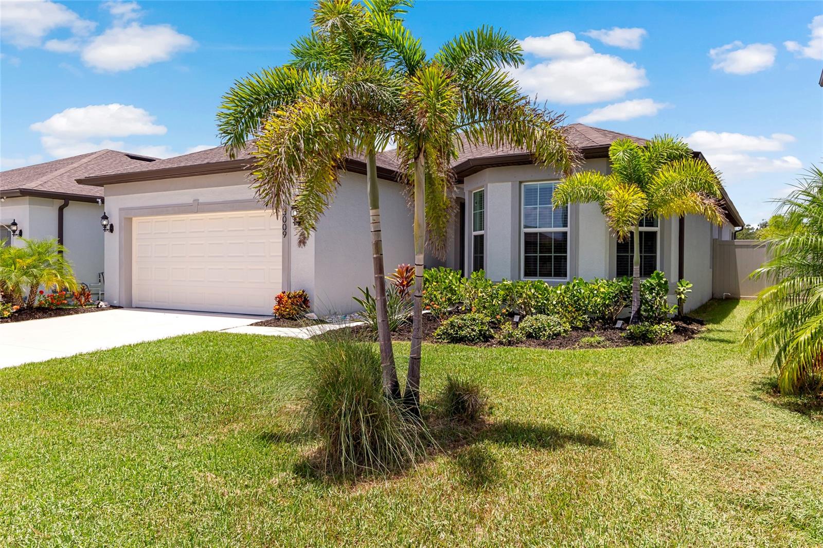 Single Family Residence in ELLENTON, FL - Daniel Dourado