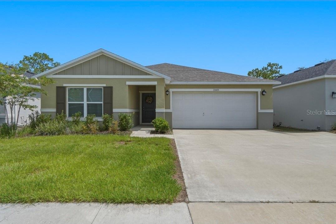 Single Family Residence in ORLANDO, FL - Daniel Dourado
