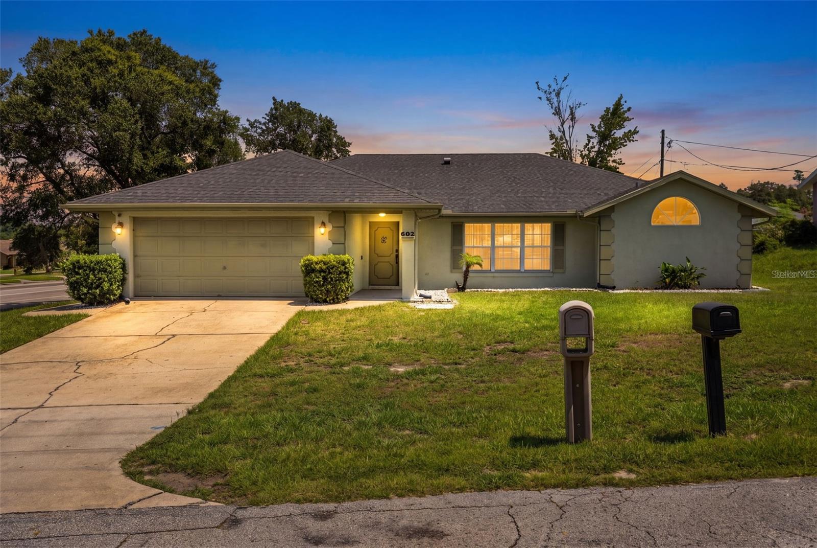 Single Family Residence em DELTONA, FL - Daniel Dourado