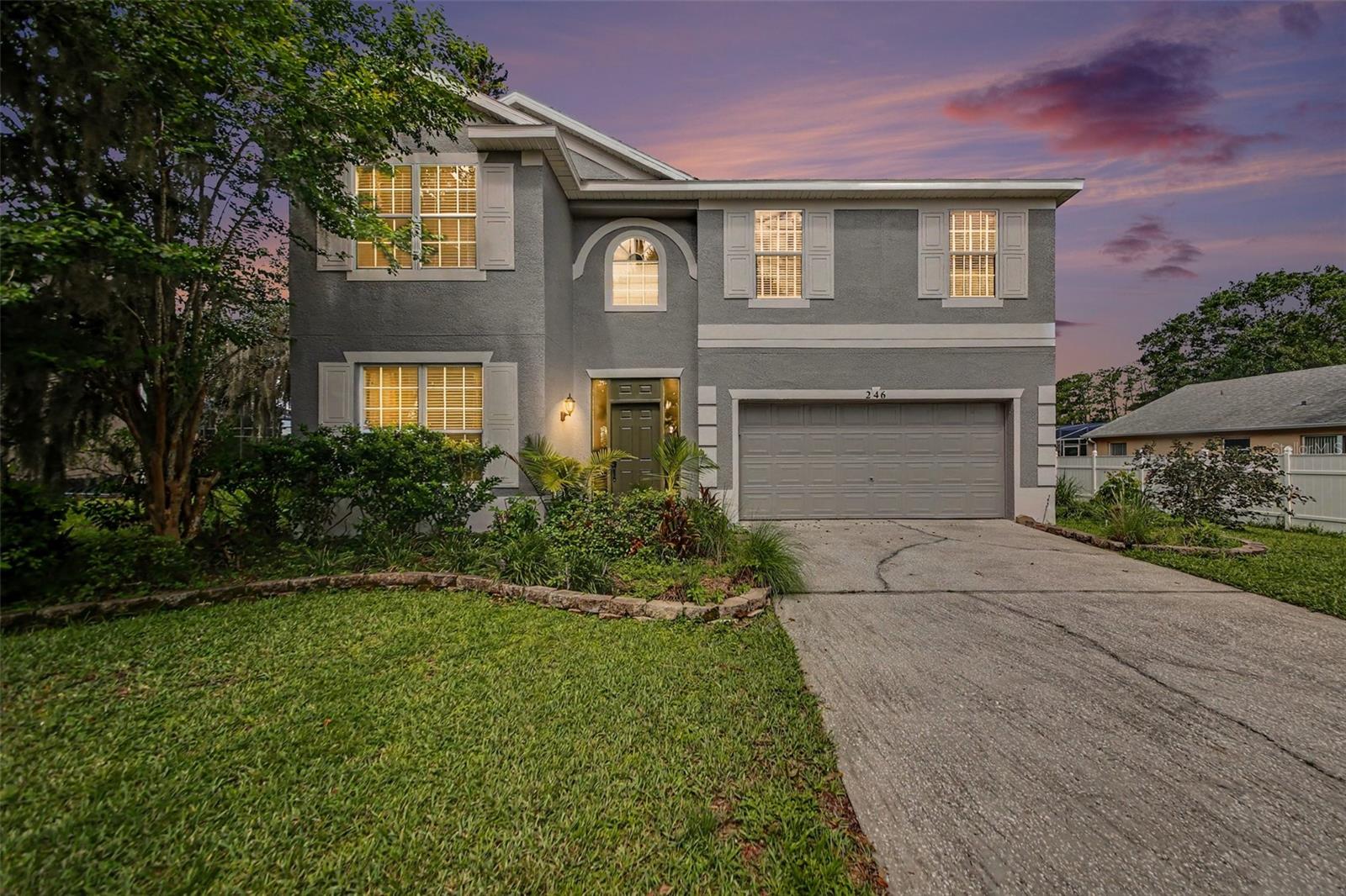 Single Family Residence in LAKE MARY, FL - Daniel Dourado