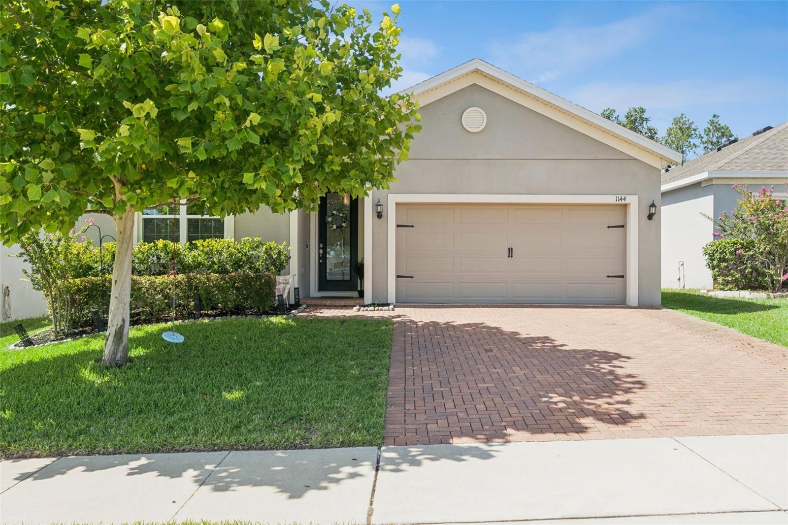 Single Family Residence in MINNEOLA, FL - Daniel Dourado