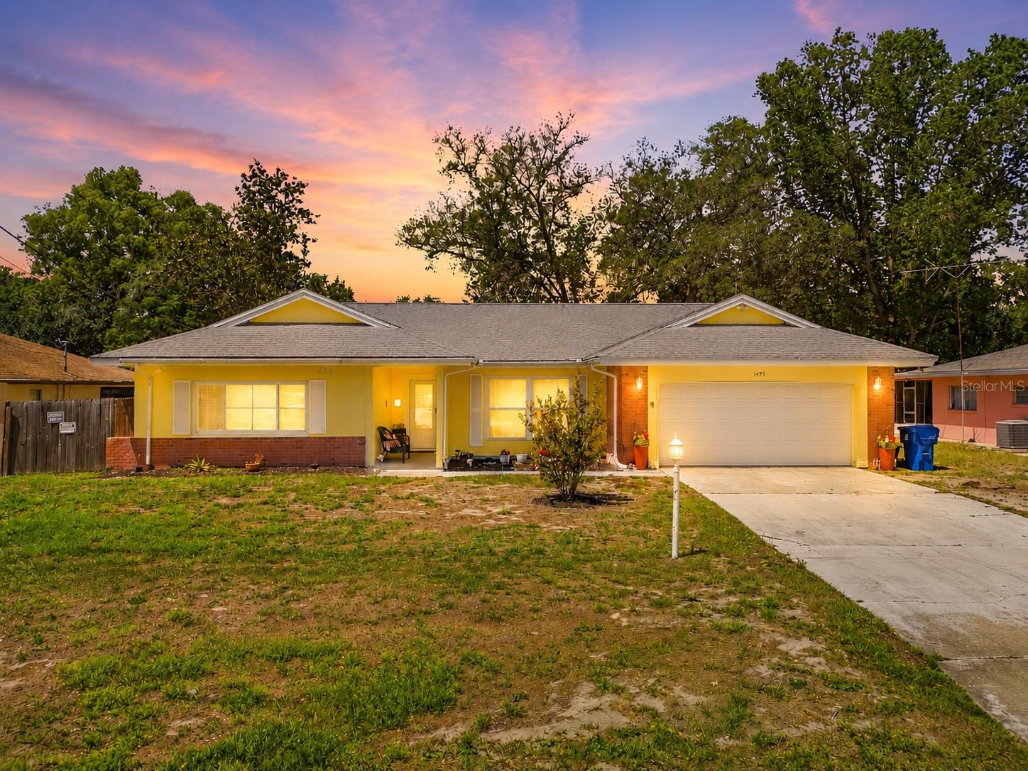Single Family Residence em SPRING HILL, FL - Daniel Dourado