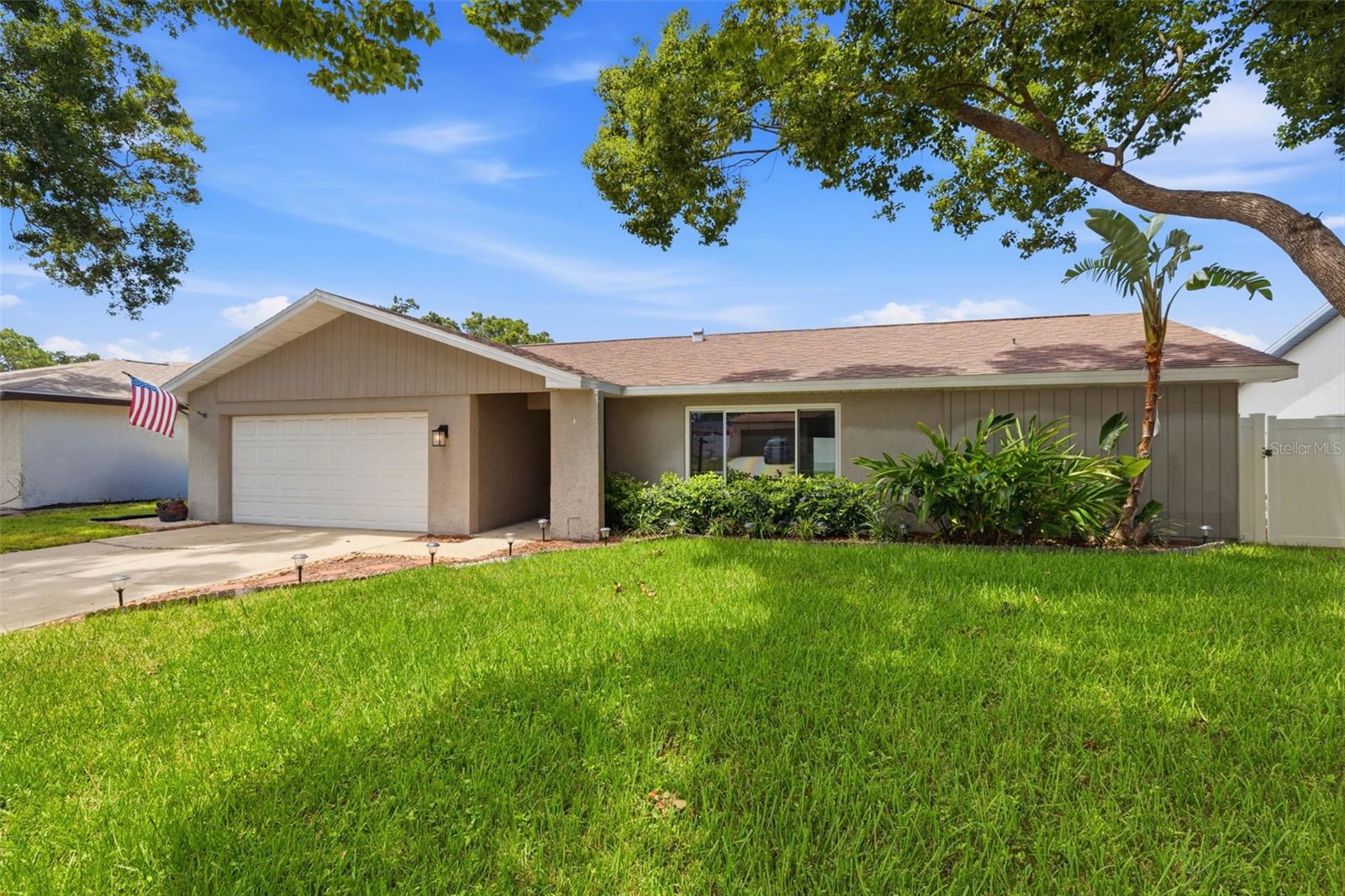 Single Family Residence em CLEARWATER, FL - Daniel Dourado