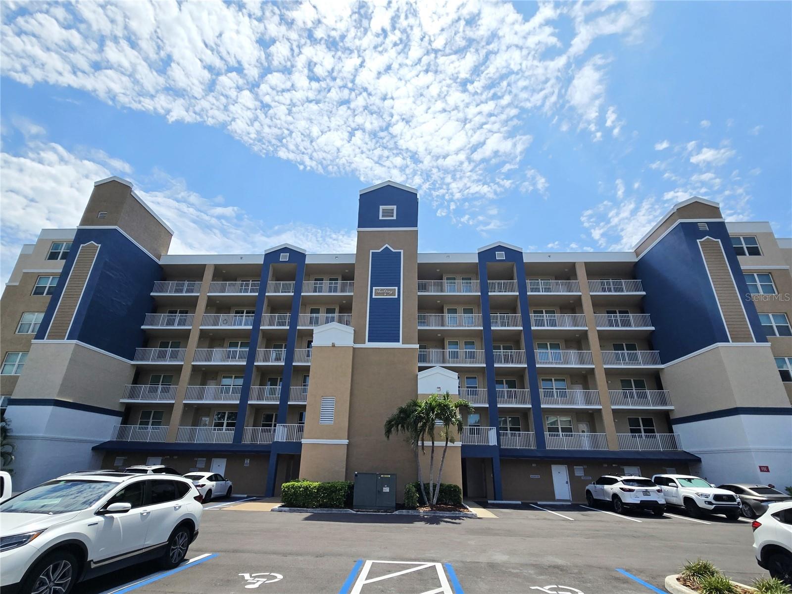 Condominium em LARGO, FL - Daniel Dourado