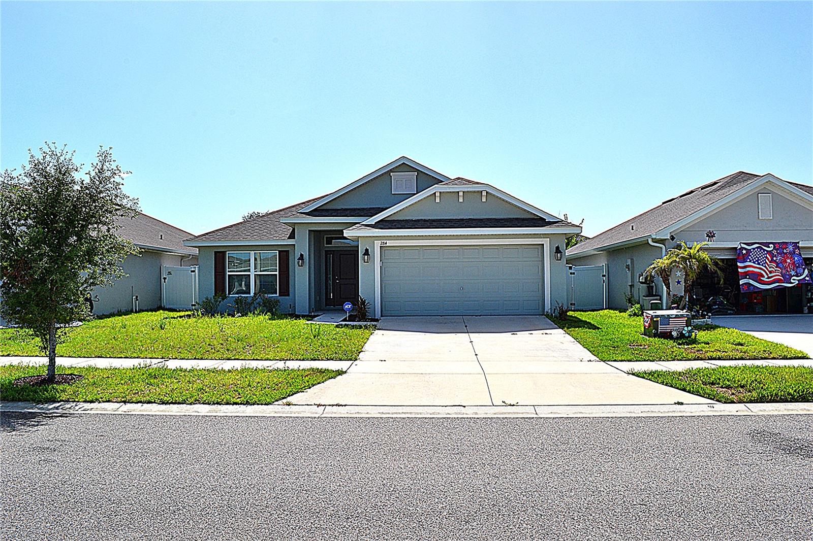 Single Family Residence in HAINES CITY, FL - Daniel Dourado