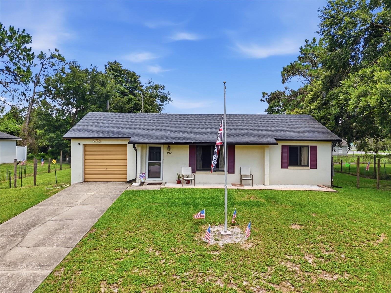 Single Family Residence em DELTONA, FL - Daniel Dourado