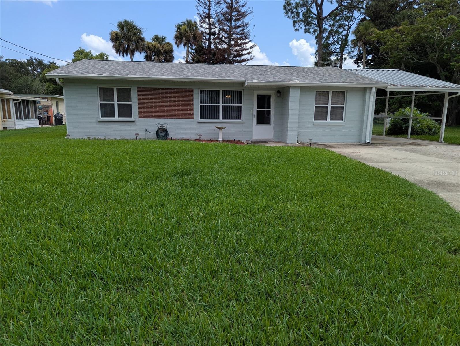 Single Family Residence in NEW SMYRNA BEACH, FL - Daniel Dourado