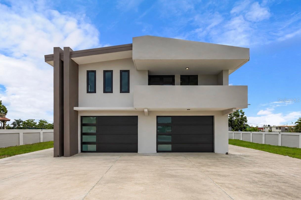 Single Family Residence in BAYAMON, PR - Daniel Dourado