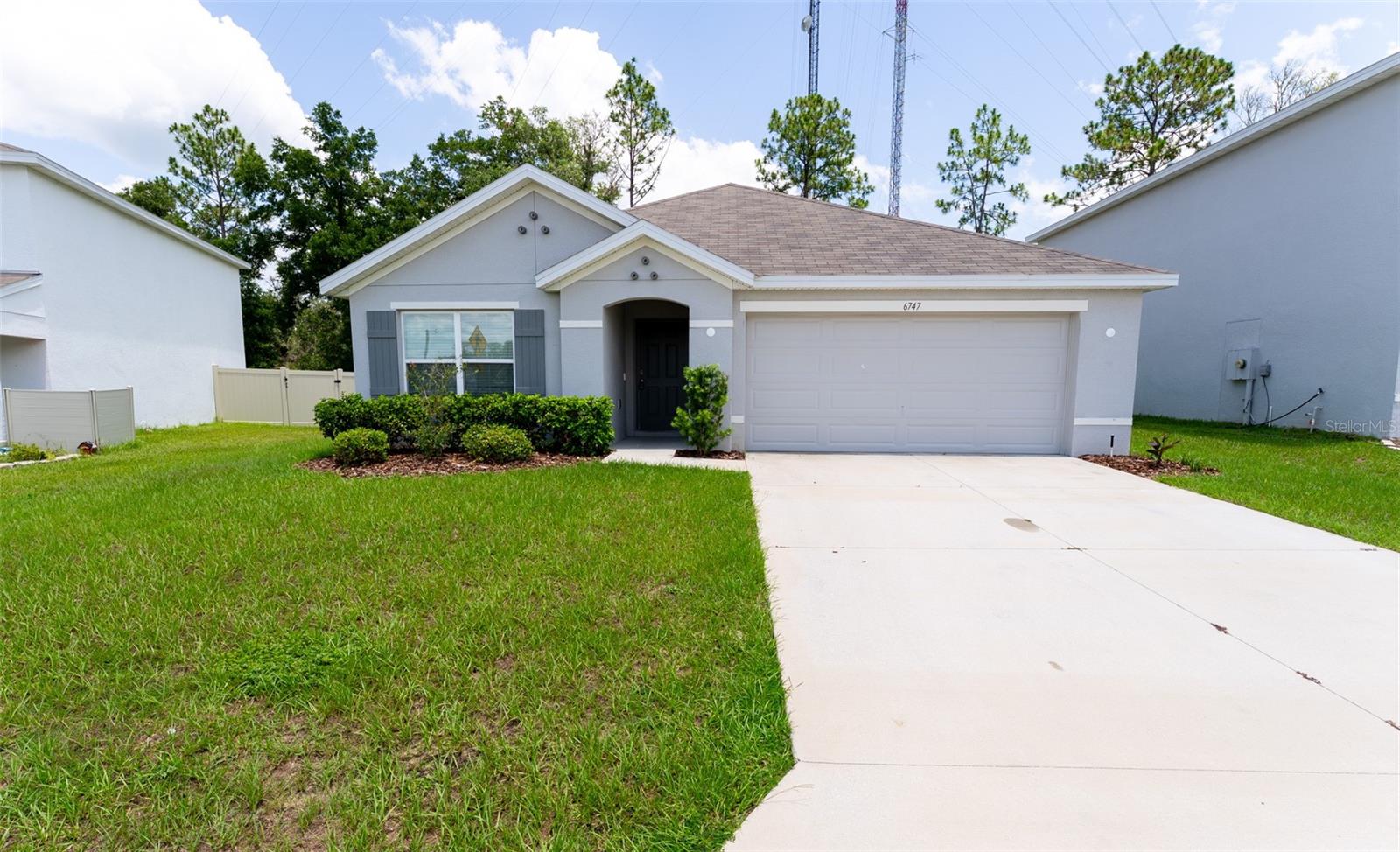 Single Family Residence in OCALA, FL - Daniel Dourado