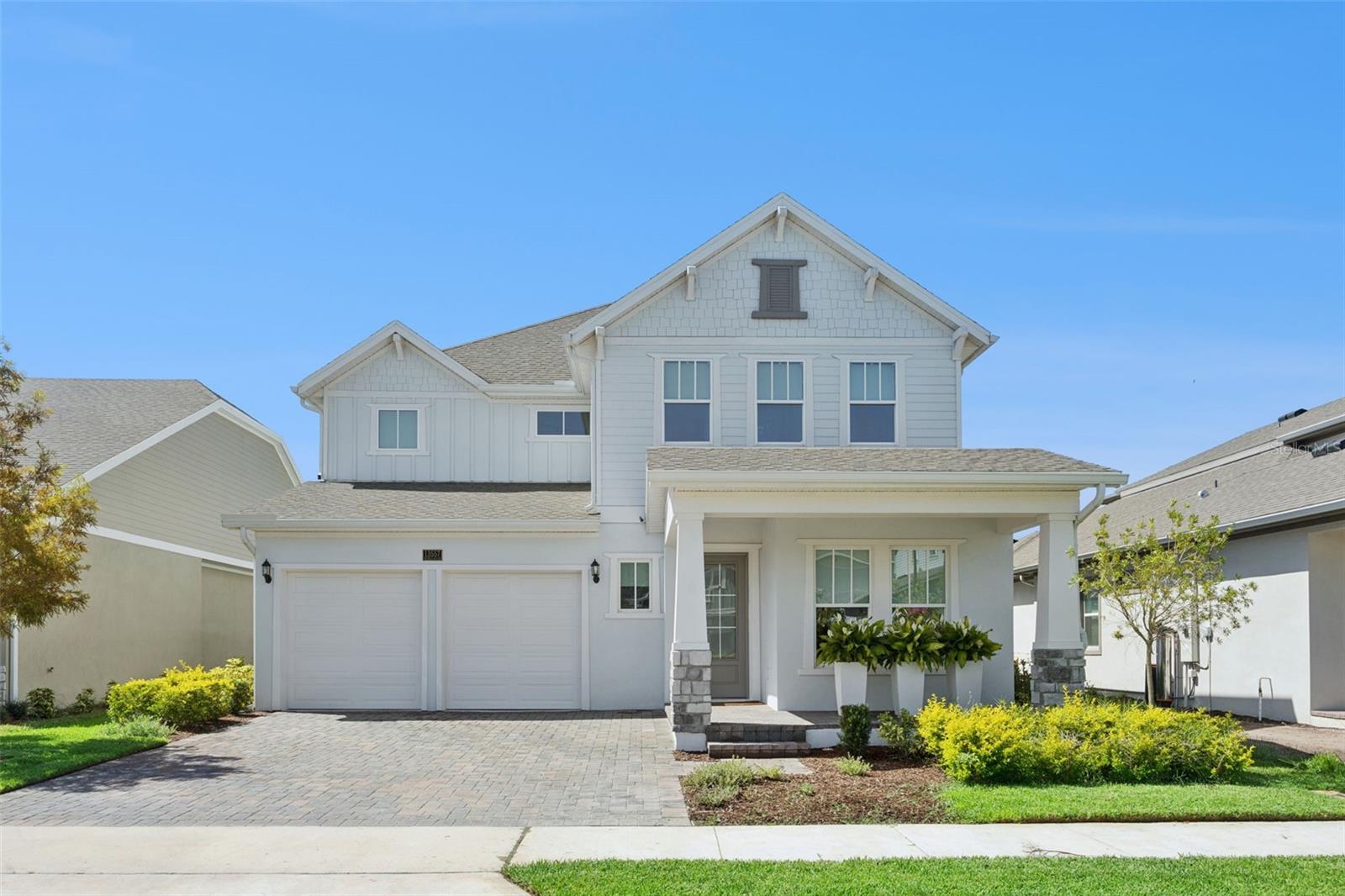 Single Family Residence in ORLANDO, FL - Daniel Dourado