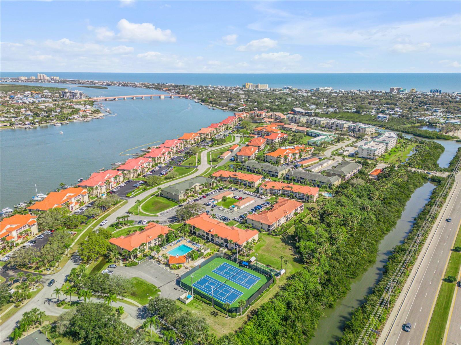 Condominium in NEW SMYRNA BEACH, FL - Daniel Dourado