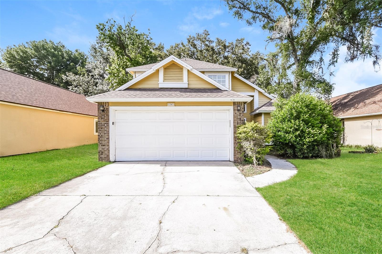 Single Family Residence in ALTAMONTE SPRINGS, FL - Daniel Dourado