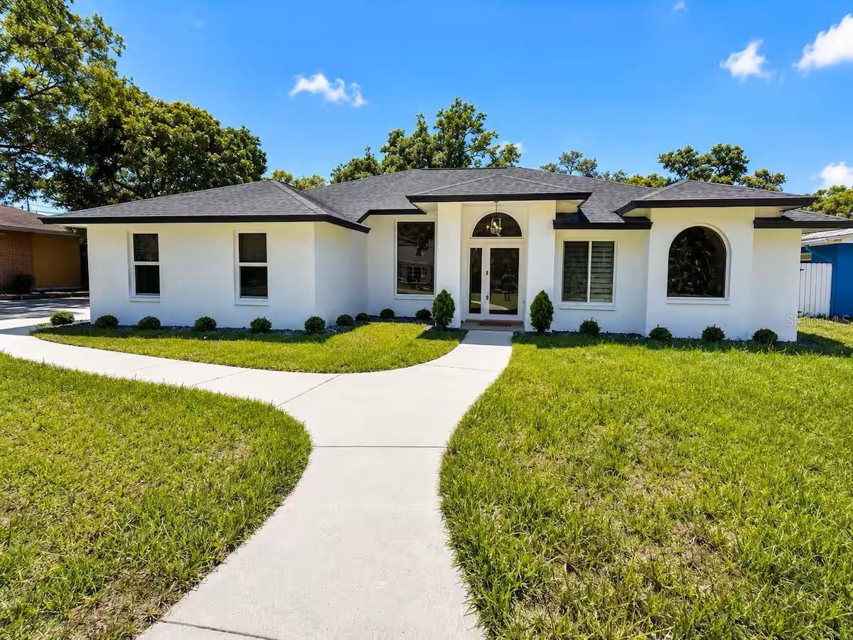 Single Family Residence em SARASOTA, FL - Daniel Dourado