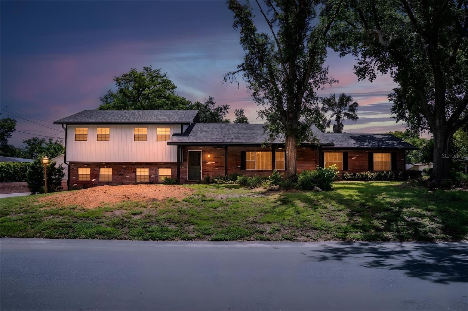 Single Family Residence in LAKELAND, FL - Daniel Dourado