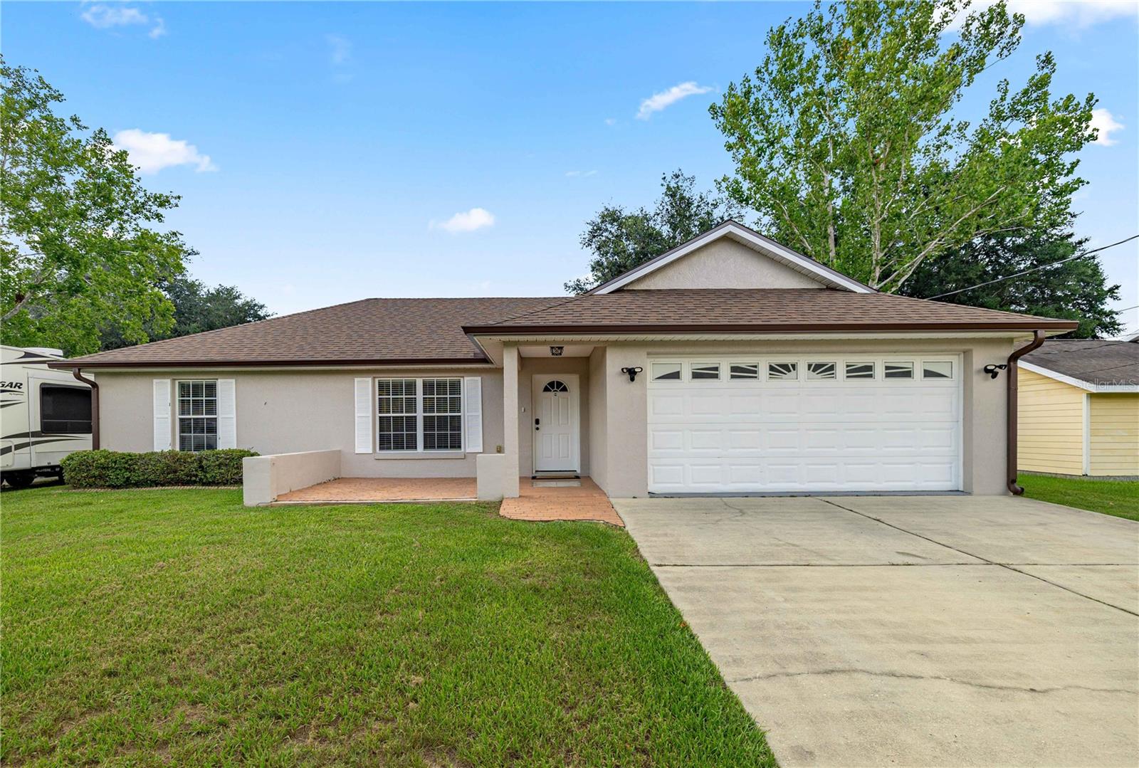 Single Family Residence in OCALA, FL - Daniel Dourado