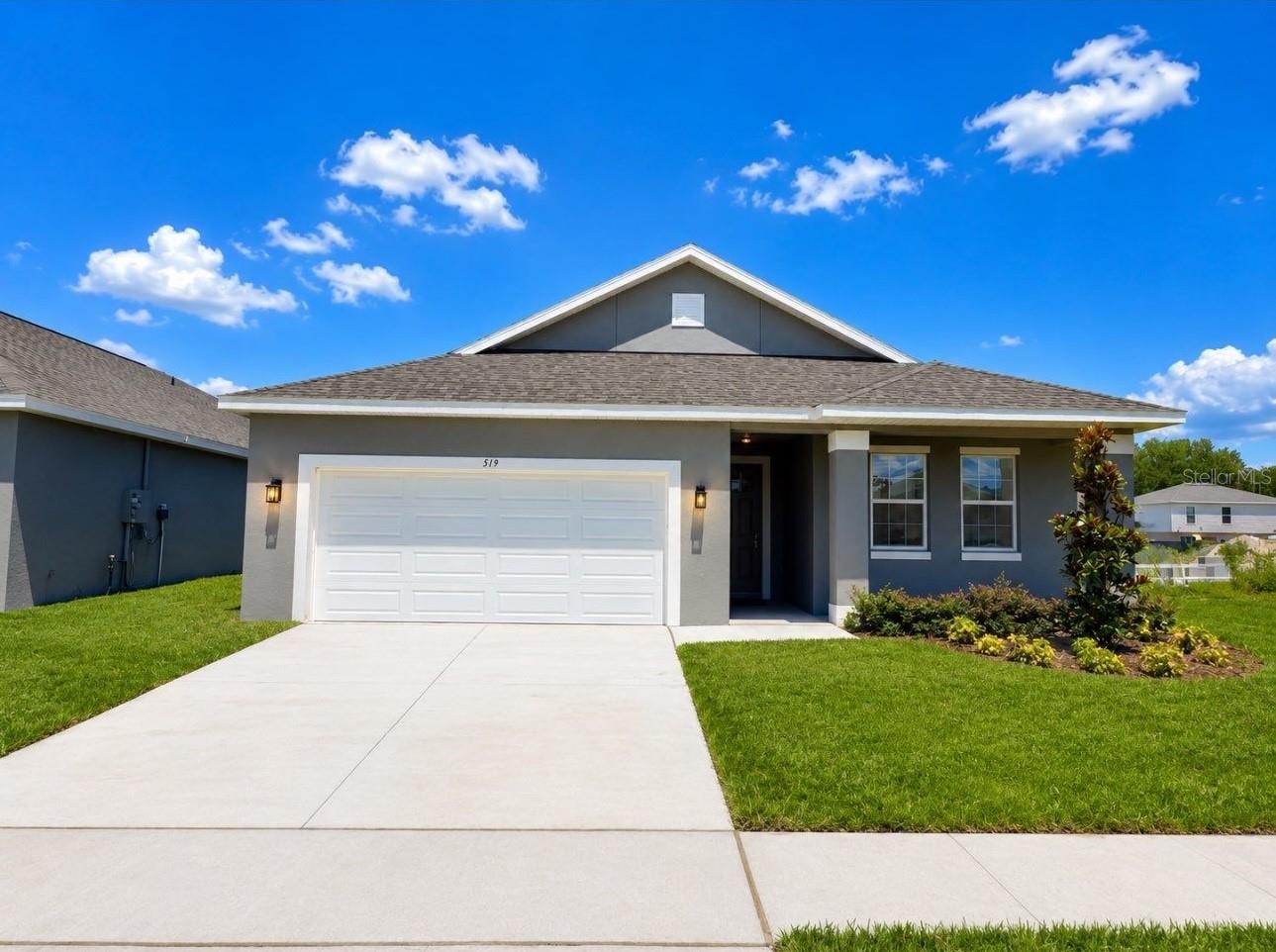 Single Family Residence in APOPKA, FL - Daniel Dourado