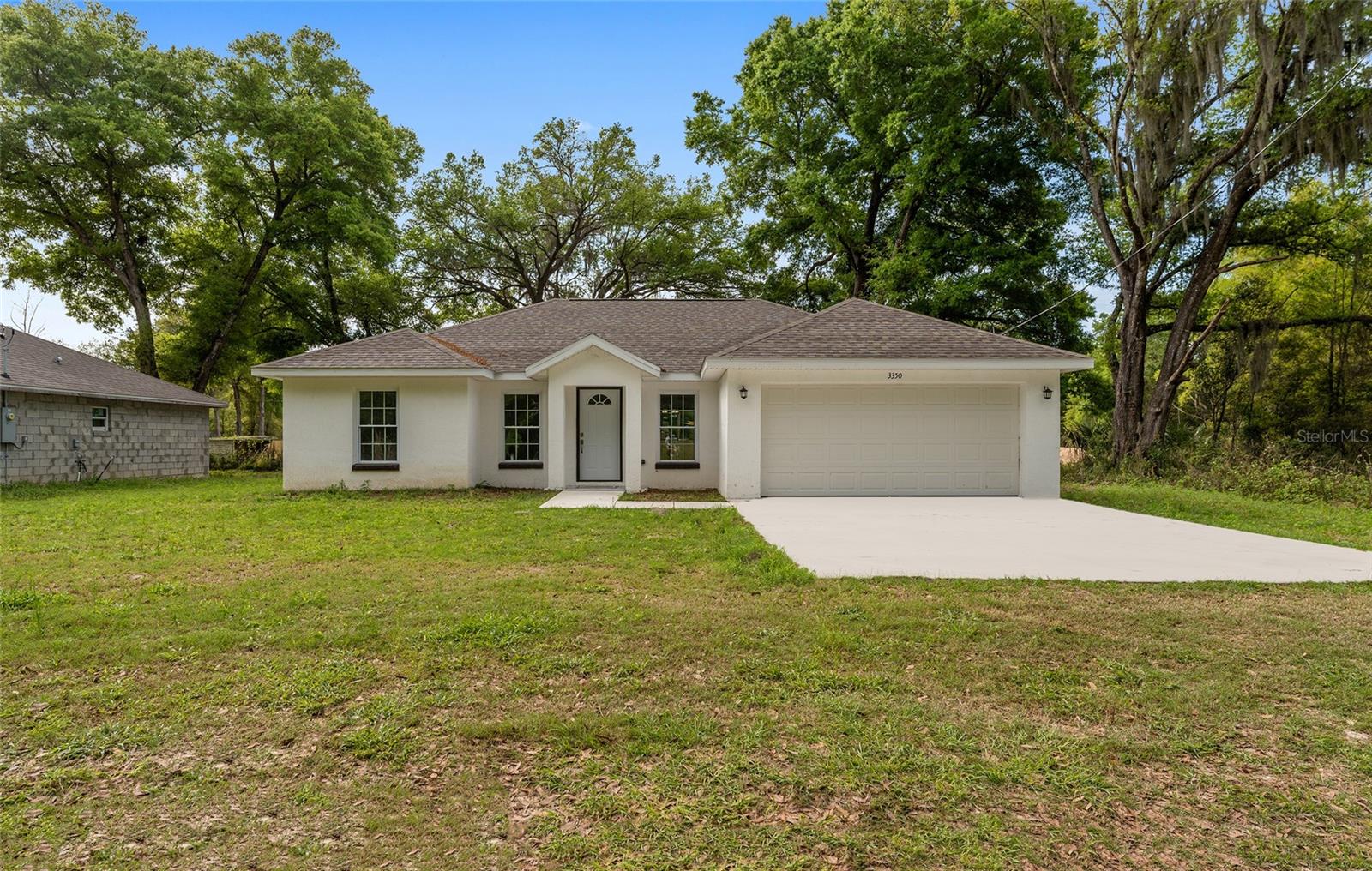 Single Family Residence in SUMMERFIELD, FL - Daniel Dourado