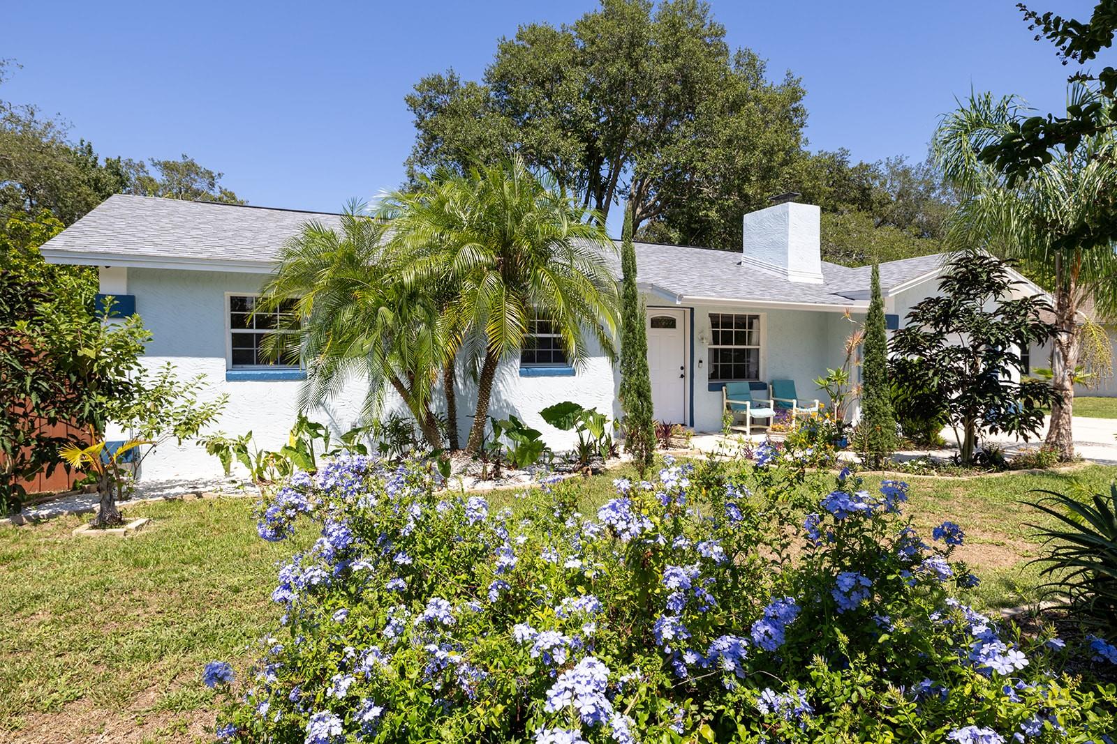 Single Family Residence in NEW SMYRNA BEACH, FL - Daniel Dourado